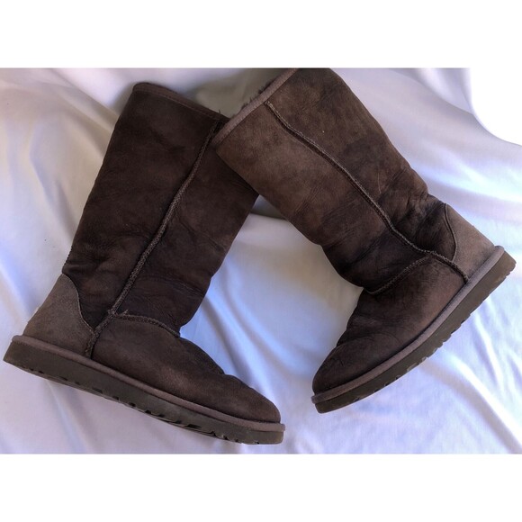 UGG Australia Chocolate Brown Classic Tall Boots Size 9 EUC - Picture 9 of 9